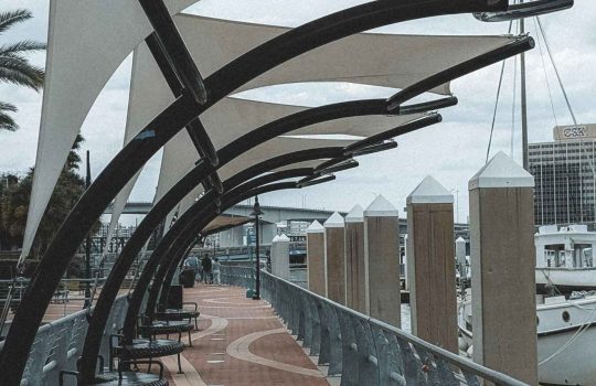 פתרונות קירוי כיסוי והצללה2